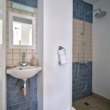 Villa Mia Paros *