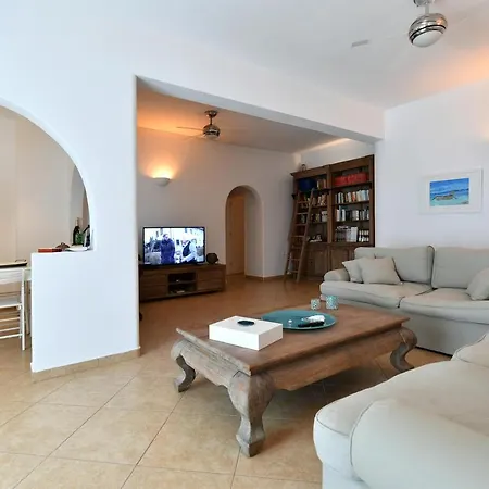 Villa Mia Paros *