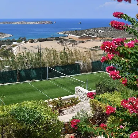 Mia Paros Вилла