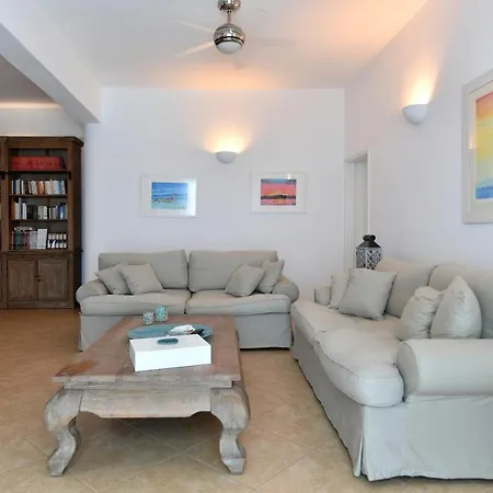 Mia Paros * Айя-Ирини-Парос